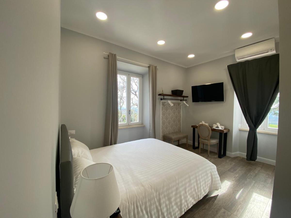 Casaletto'S Suites Riano  Exteriör bild